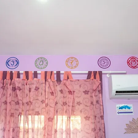 Grotta Del Chakra *